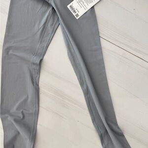 Brand new with tags Lululemon Athletica gray Ribbed Align Pants